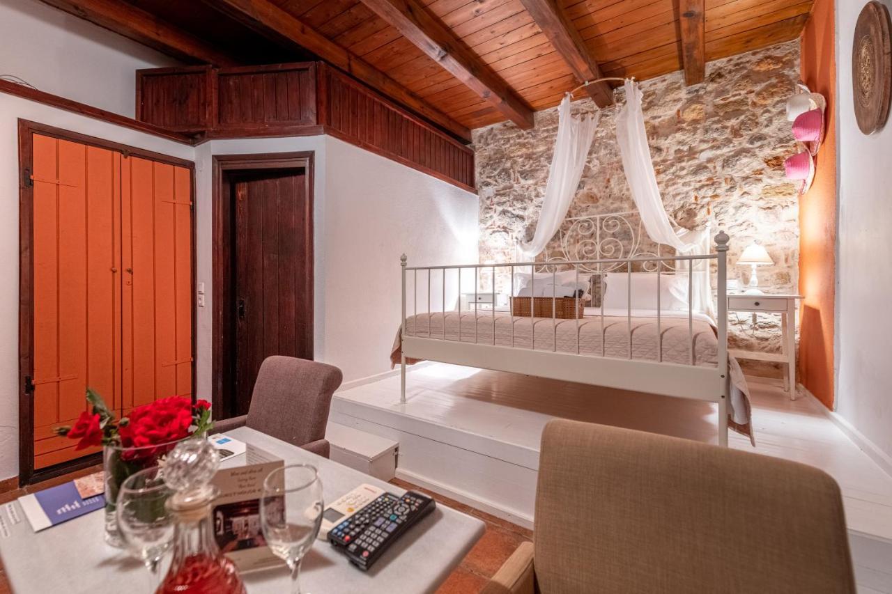 Guesthouse Kellia モネンバシア エクステリア 写真