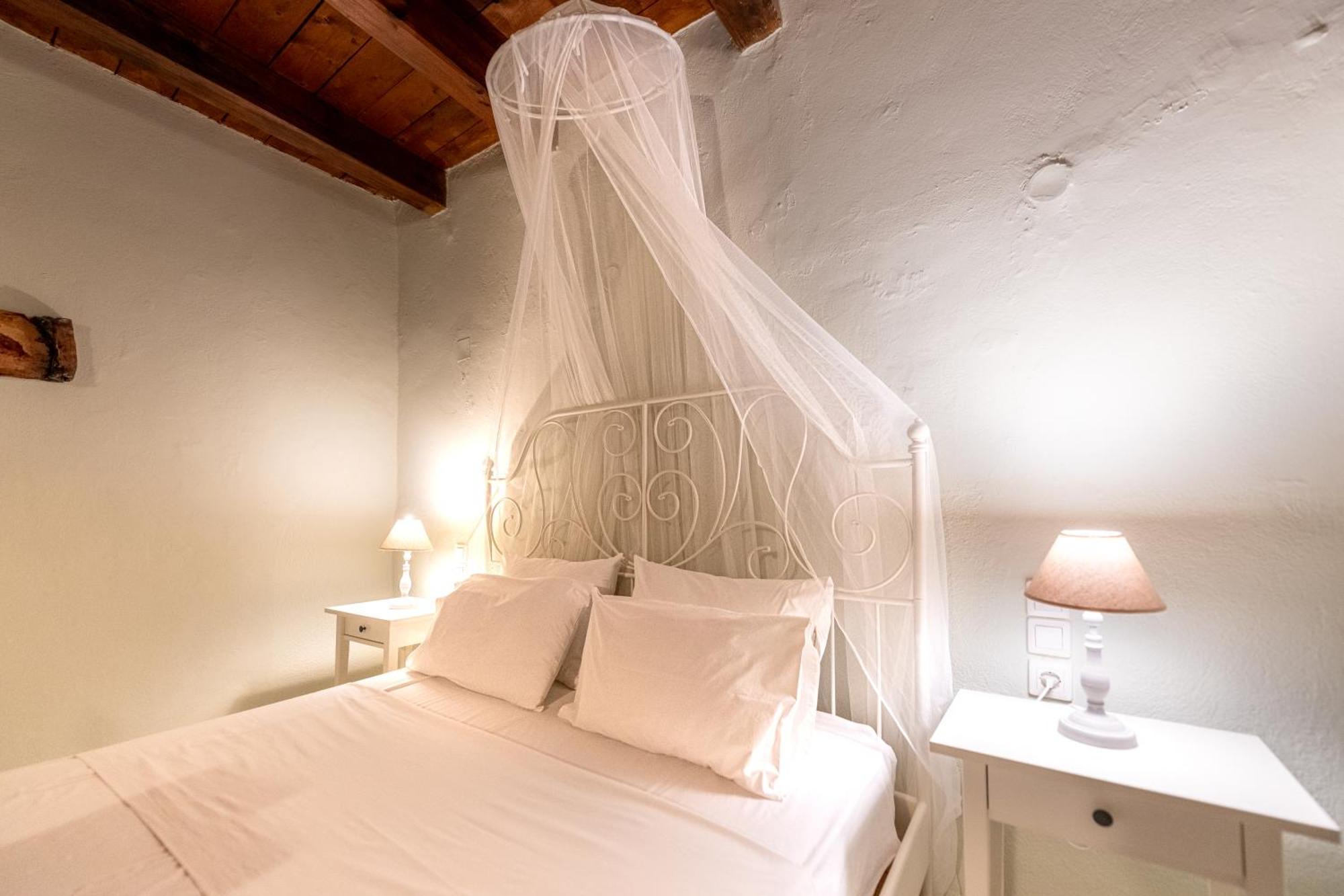 Guesthouse Kellia モネンバシア 部屋 写真